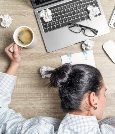 Jatkuva väsymys: syyt ja ratkaisut parempaan hyvinvointiin