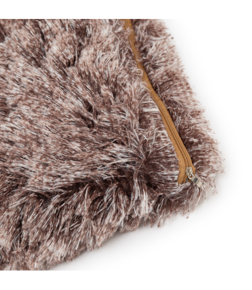 Dekoratyvinės pagalvėlės užvalkalas „Brown fluffy“ 1 vnt.
