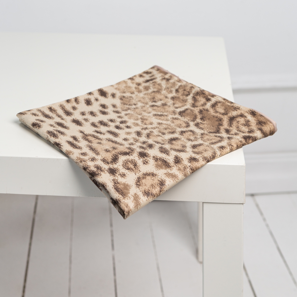 Tyynyliina „Leopard“. Tyynynpäälliset 50x70