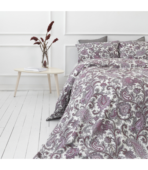 Premium satiinipussilakanasetti „Burgundy“. Satiinipussilakanasetti