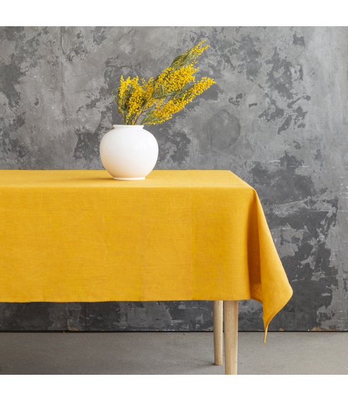 Staltiesė „Linen yellow“. Pellavaliinat