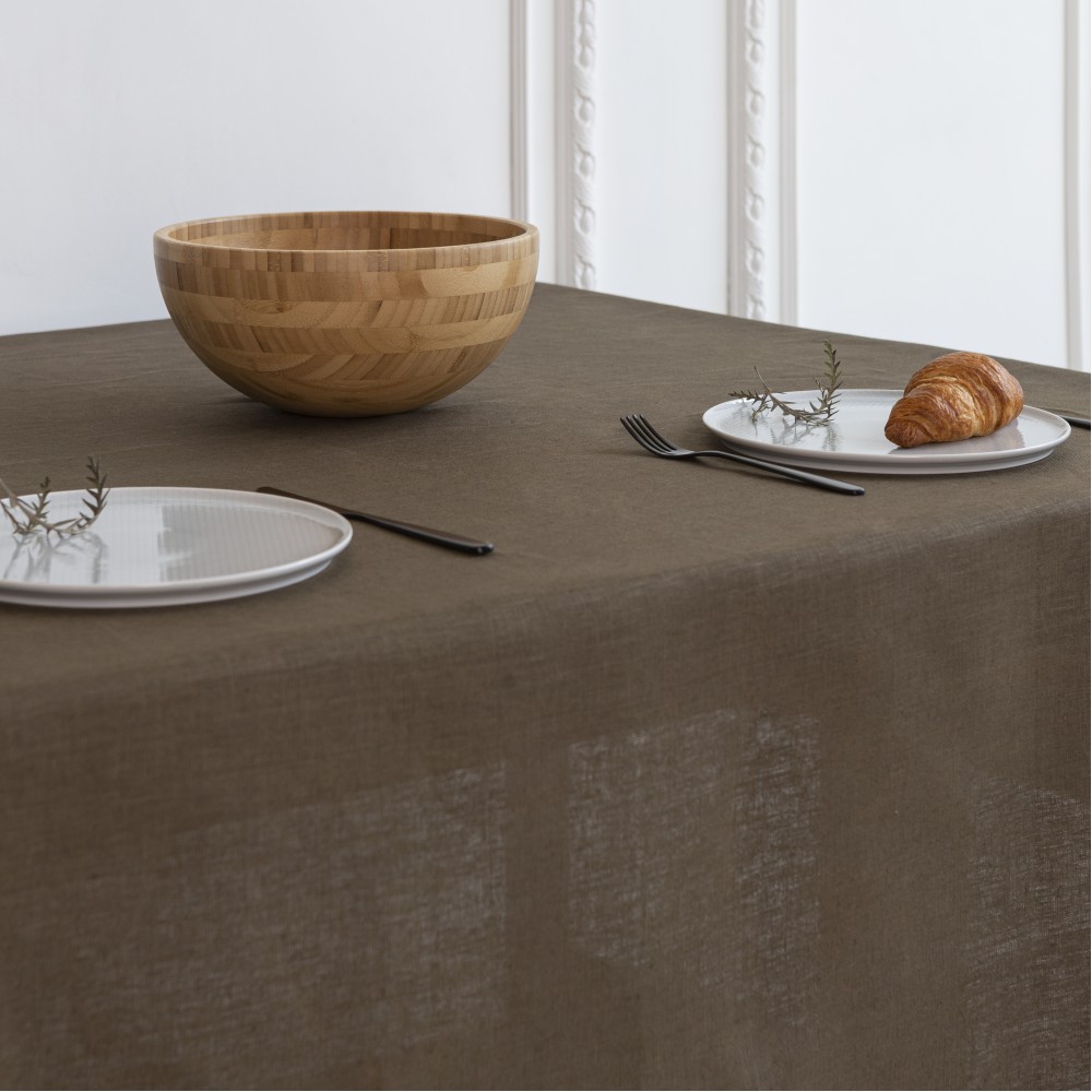 Pöytäliina „Linen brown“. Pellavapöytäliinat, 140x140 cm, 140x300 cm