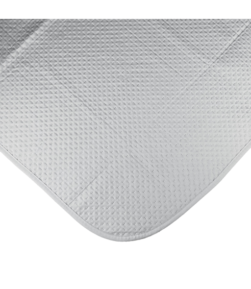 Päiväpeitto „Grey trapuntino Bedspread“. Viltti