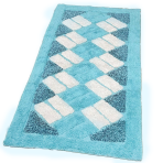 Matto „Blue Diamond Mosaic Rug“, 70x140 cm. Kirkkaan sininen matto, jossa on valkoisia suorakaiteita ja kulmissa sijoitetut tummansiniset kolmiot ympäröimässä keskeisiä kuvioita. Matto „Blue Diamond Mosaic Rug“, 70x140 cm. Kirkkaan sininen matto, jossa on valkoisia suorakaiteita ja kulmissa sijoitetut tummansiniset kolmiot ympäröimässä keskeisiä kuvioita.
