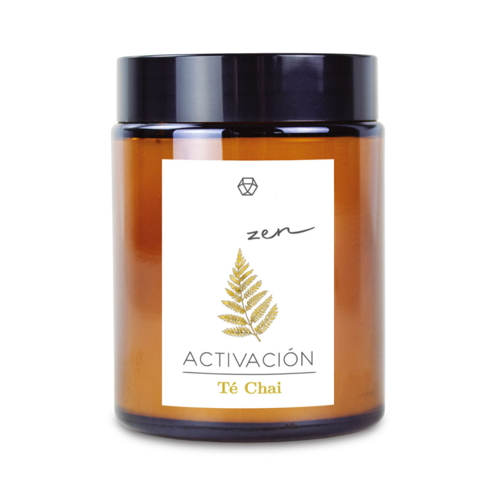 Tuoksukynttilä „Chai“. Kodin tuoksut