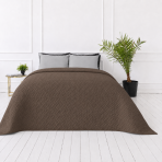 Päiväpeite „Bedspread Brunette. Viltit, 210x240 cm. Suklaanruskea päiväpeite hillityllä geometrisella kohokuviolla