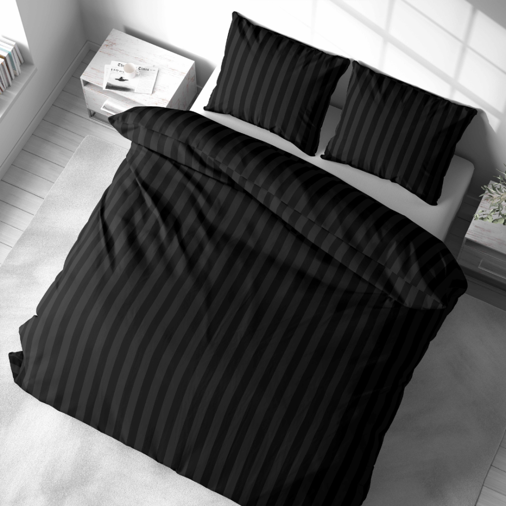 Pussilakanasetti „Black Stripes“. Pussilakanasetti 140x200, 140x200 cm, 160x200 cm, 200x200 cm, 200x220 cm