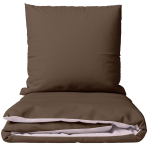 Pussilakanasetti „Brunette Ash Rose“. Ruskea pussilakanasetti, 140x200 cm, 150x210 cm, 160x200 cm, 180x200 cm, 200x200 cm, 200x220 cm, 230x220 cm. Tummanruskea yksivärinen pussilakanasetti vaalealla korostuksella