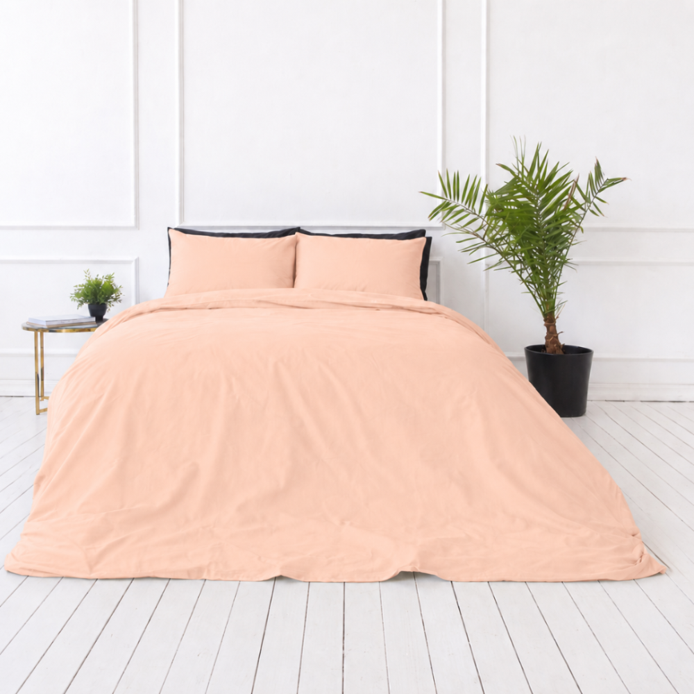 Pussilakanasetti „Coral“. Beigenvärinen pussilakanasetti, 140x200 cm, 200x200 cm, 200x220 cm, 240x220 cm. Stylish coral-colored bedding set, bringing warmth to your bedroom.