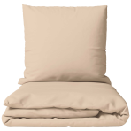 Pussilakanasetti „Frappe“. Beigenvärinen pussilakanasetti, 140x200 cm, 150x210 cm, 160x200 cm, 180x200 cm, 200x200 cm, 200x220 cm, 240x210 cm. Harmaanruskea vuodevaatesetti minimalistisella muotoilulla, joka tuo lämpöä ja kodikkuutta.