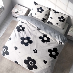 Pussilakanasetti „Black Flowers“. Pussilakanasetti 140x200, 140x200 cm, 150x200 cm, 160x200 cm, 180x200 cm, 200x200 cm, 200x220 cm