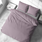 Pussilakanasetti „Keepsake Lilac“. Puuvilla pussilakanasetti, 140x200 cm, 200x200 cm, 200x220 cm. Hellä ja rauhallinen laventelin väri tuo tälle vuodevaatesetille lämpöä ja eleganssia makuuhuoneeseesi.