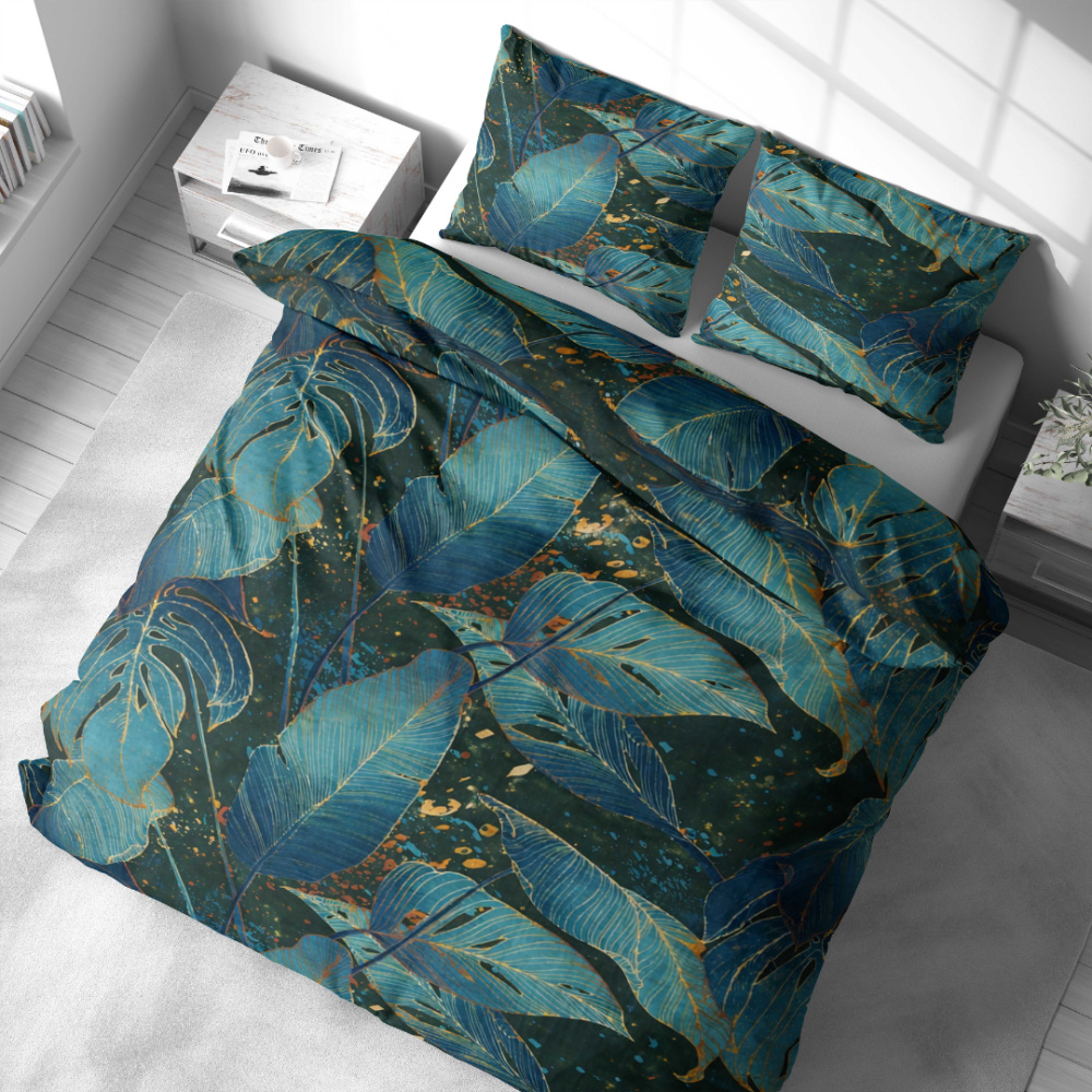 Pussilakanasetti „Luminare“. Vihreä pussilakanasetti, 140x200 cm, 150x210 cm, 160x200 cm, 180x200 cm, 200x200 cm, 200x220 cm, 230x220 cm. Syvänvihreä vuodevaatesetti eksoottisella lehtikuviolla.