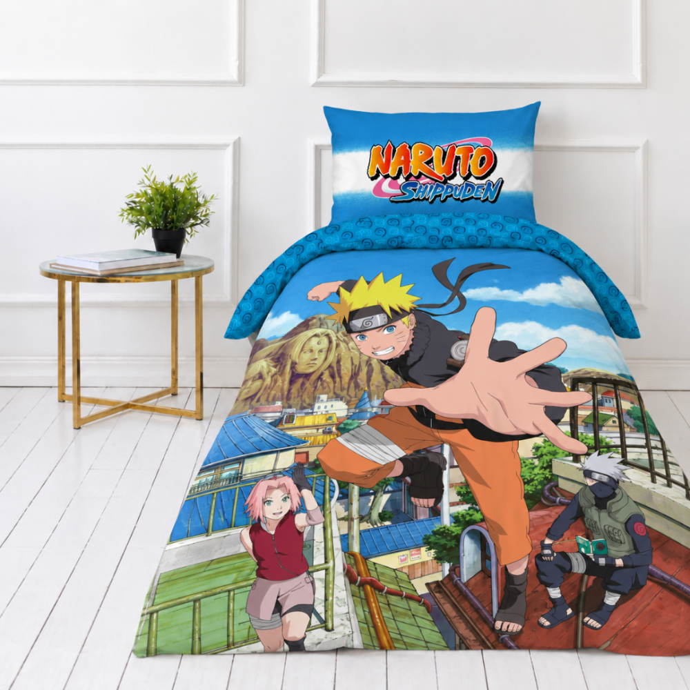 Pussilakanasetti „Naruto“. Puuvilla pussilakanasetti, 135x200 cm. Naruto-vuodevaatteet, joissa on oransseja, vihreitä ja sinisiä yksityiskohtia sekä valkoisia pilviä. Pussilakanasetti „Naruto“. Puuvilla pussilakanasetti, 135x200 cm. Naruto-vuodevaatteet, joissa on oransseja, vihreitä ja sinisiä yksityiskohtia sekä valkoisia pilviä.