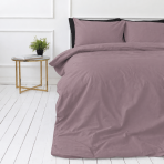 Percale pussilakanasetti „Grape Percale“. Pussilakanasetti 150x210, 140x200 cm, 150x210 cm, 160x200 cm, 180x200 cm, 200x200 cm, 200x220 cm, 240x220 cm. Harmaanroosat vuodevaatteet, joissa on hienovarainen violetti pohjasävy. Percale pussilakanasetti „Grape Percale“. Pussilakanasetti 150x210, 140x200 cm, 150x210 cm, 160x200 cm, 180x200 cm, 200x200 cm, 200x220 cm, 240x220 cm. Harmaanroosat vuodevaatteet, joissa on hienovarainen violetti pohjasävy.