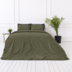 Percale pussilakanasetti „Moss Green Percale“. Pussilakanasetti 150x210, 140x200 cm, 150x210 cm, 160x200 cm, 180x200 cm, 200x200 cm, 200x220 cm, 240x220 cm. Yksiväriset oliivinvihreät tyynyliinat. Percale pussilakanasetti „Moss Green Percale“. Pussilakanasetti 150x210, 140x200 cm, 150x210 cm, 160x200 cm, 180x200 cm, 200x200 cm, 200x220 cm, 240x220 cm. Yksiväriset oliivinvihreät tyynyliinat.