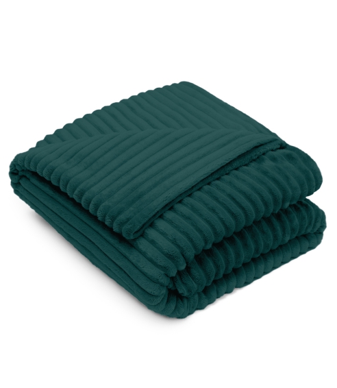 Viltti „Emerald fleece blanket“. Viltit