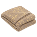 Viltti „Gilded Brown fleece blanket“. Viltit, 200x220 cm. Hiekanvärinen torkkupeitto näyttävällä kullanvärisellä marmoria muistuttavalla juovakuviolla.