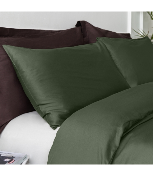 Premium satiinipussilakanasetti „Dark green“. Satiinipussilakanasetti