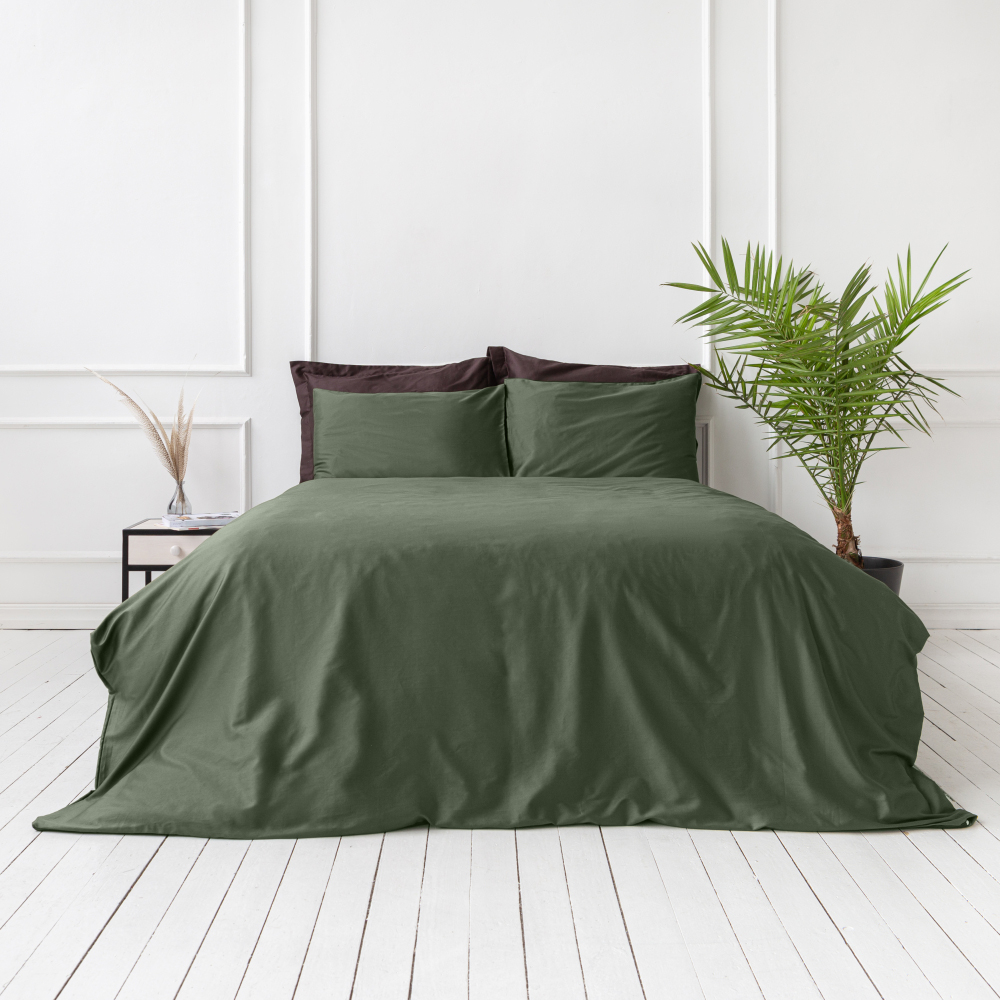Premium satiinipussilakanasetti „Dark green“. Satiinipussilakanasetti, 140x200 cm, 200x200 cm, 200x220 cm