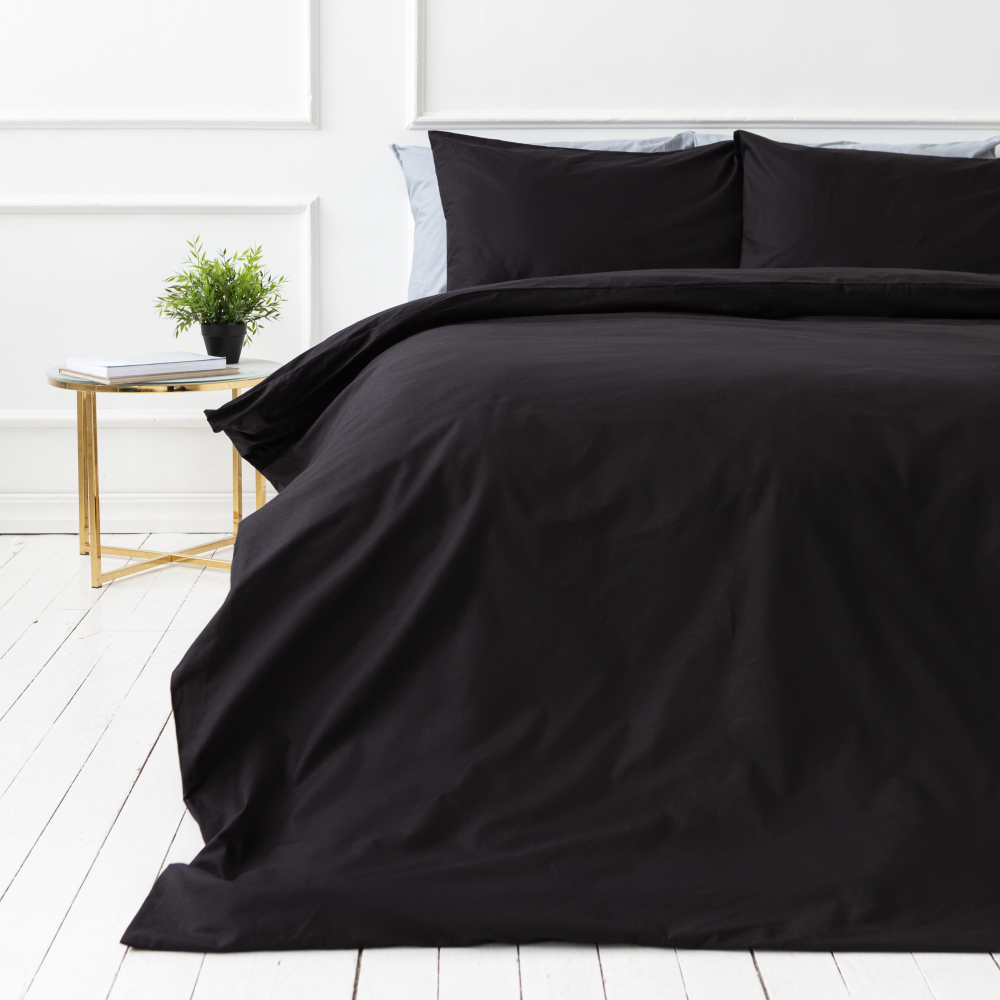 Premium satiinipussilakanasetti „Midnight“. Satiinipussilakanasetti, 140x200 cm, 200x200 cm, 200x220 cm
