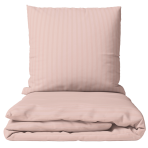 Premium satiinipussilakanasetti „Peachy Stripe Satin“. Satiinipussilakanasetti, 140x200 cm, 200x200 cm. Persikanvärinen vuodevaatesetti hienoilla pystyriimuilla.