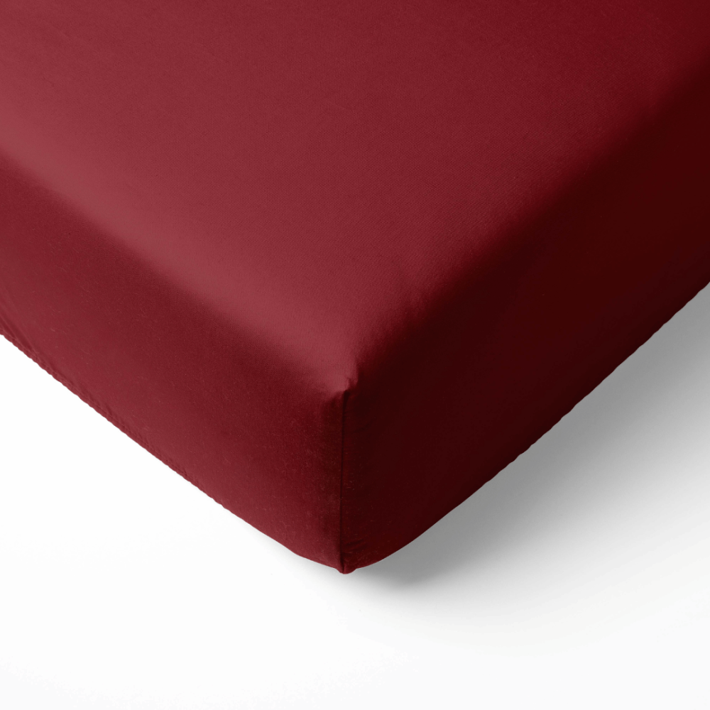 Satiini muotoonommeltu lakana „Sun-dried Tomato Sateen“. Muotoonommeltu lakana 160x200, 90x200 cm, 140x200 cm, 160x200 cm, 180x200 cm. Tummanpunainen muotoonommeltu lakana, jossa on lämmin viininpunainen pohjasävy. Satiini muotoonommeltu lakana „Sun-dried Tomato Sateen“. Muotoonommeltu lakana 160x200, 90x200 cm, 140x200 cm, 160x200 cm, 180x200 cm. Tummanpunainen muotoonommeltu lakana, jossa on lämmin viininpunainen pohjasävy.