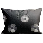 Satiininen tyynyliina „Poppiescape“. Tyynynpäälliset 50x70