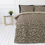 Satiinipussilakanasetti „Exotic Leopard“. Kuvioitu pussilakanasetti, 140x200 cm, 200x200 cm, 200x220 cm. Puuvillasatiininen pussilakanasetti leopardikuviolla Satiinipussilakanasetti „Exotic Leopard“. Kuvioitu pussilakanasetti, 140x200 cm, 200x200 cm, 200x220 cm. Puuvillasatiininen pussilakanasetti leopardikuviolla