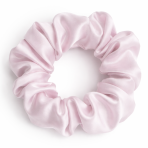 Silkki scrunchie „Luxe Pink“. Korut. Vaaleanpunainen silkkinen hiuslenkki kevyellä kiillolla