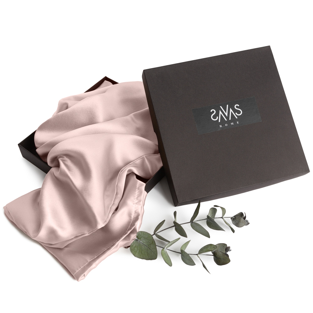 Silkkinen tyynyliina „Antico“. Silkkityynyliina