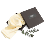 Silkkinen tyynyliina "Cream". Tyynyliinat 50x60. Luonnollisen sävyinen silkkityynyliina – täydellinen lahjaksi.