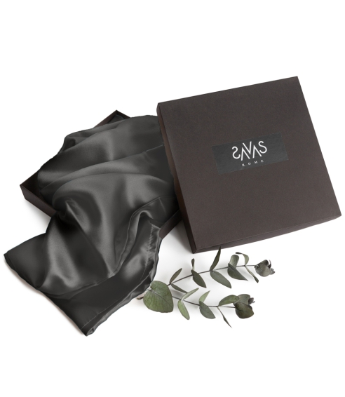 Silkkinen tyynyliina "Iron". Silkkityynyliina