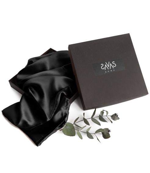 Silkkinen tyynyliina "Obsidian Silk". Silkkityynyliina
