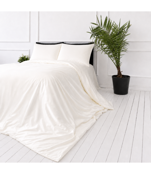 Silkkiset vuodevaatteet „Pearl White Silk“. Pussilakanasetti 200x220