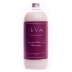 Pyykin pehmennysaine Ieva  „Softener Patchouli Blackcurrant“. Puhdistusaineet