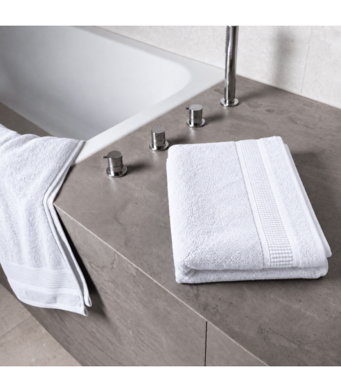 Kylpypyyhe „Royal White towel“